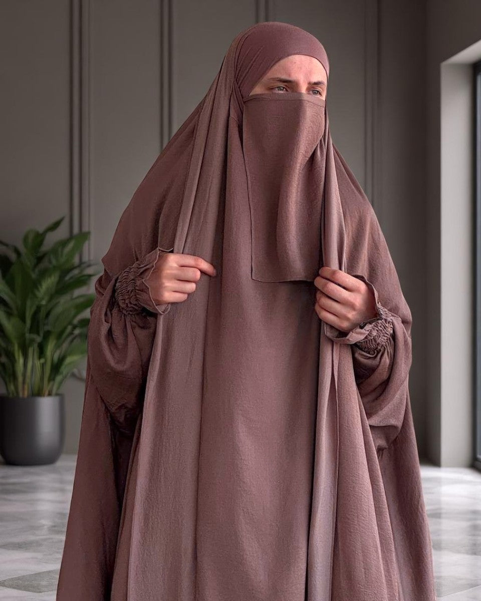 Designer One-Piece Jilbab in Cye Crush Fabric with Matching Niqab